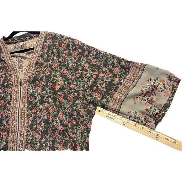 Free People Floral Blouse - Gray and Pink - Picture 12 of 13